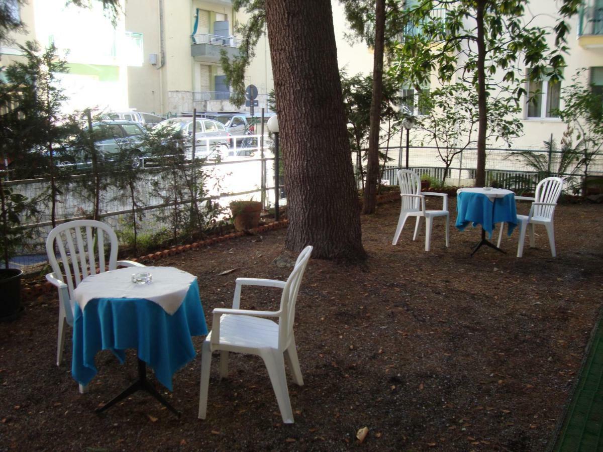 Hotel Olimpia Alassio Dış mekan fotoğraf